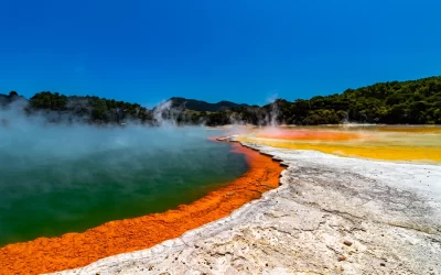 Champagner pool in wai-o-tapu in Rotorua new zealand