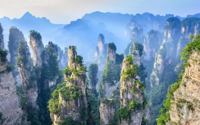 montagne di Zhangjiajie, provincia dell'Hunan,